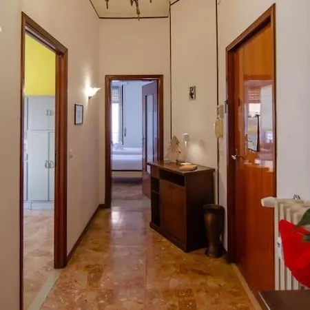 Callani 3 Apartment Parma